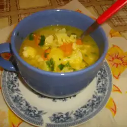 Суп из цветной капусты и картофеля