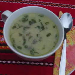 Суп с ягнячьими потрохами, рисом и картофелем