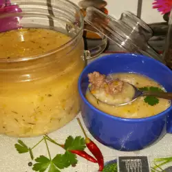 Традиционный суп с фрикадельками