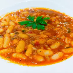 Вкусная тушеная фасоль