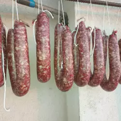 Домашняя свиная луканка
