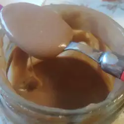 Молочный крем с какао порошком
