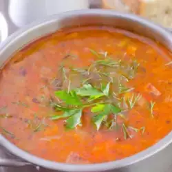 Томатный крем-суп с лапшой