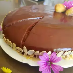 Шоколадный торт с яйцами