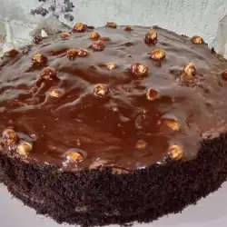 Шоколадный торт с печеньем и молоком