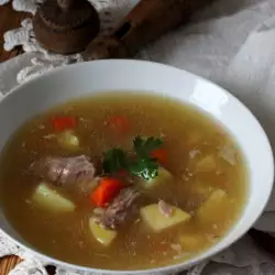Суп из рульки с репчатым луком