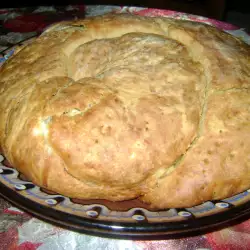 Скрученный содовый хлеб с брынзой