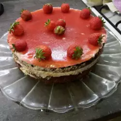 Клубничный торт с брауни коржами