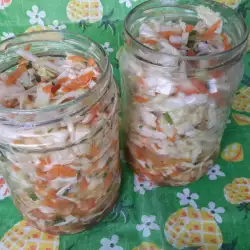 Салат из капусты и моркови на зиму