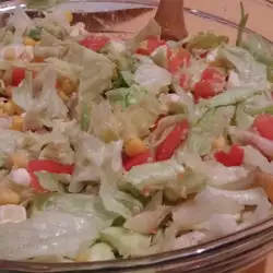 Рецепты приготовления салатов с айсберго с кукурузой