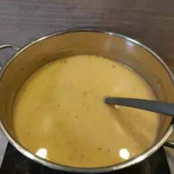 Овощной крем-суп с куриным мясом