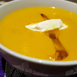Зимний крем-суп с белой репой, пастернаком и картофелем