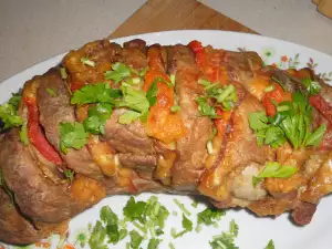 Вкусная гармошка из маринованной свинины