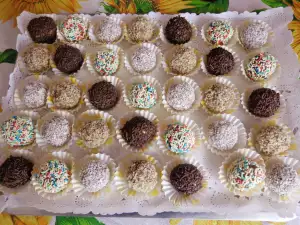 Шарики из печенья с ромом