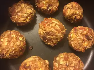 Полезное печенье с овсяными хлопьми и яблоками