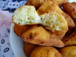 Пончики с брынзой