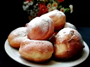 Булочки-пончики с начинкой из крема
