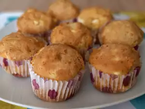 Полезные маффины с брынзой