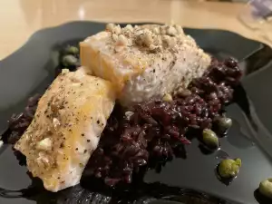 Черный рис с семгой