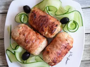 Куриные рулладини с прошутто и моцареллой