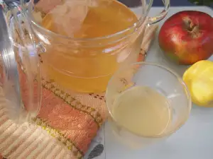 Натуральный яблочный уксус