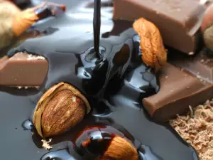 Как делают шоколад для лепки?
