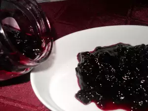 Домашнее черничное варенье