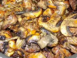 Куриная печень с пивом и овощами