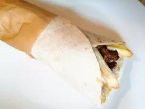 Шаурма с жареной свининой