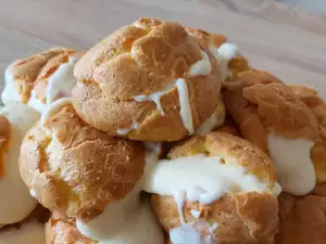 Эклеры, переполненные воздушным кремом