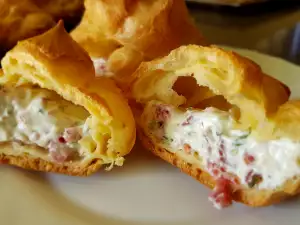 Эклеры с соленой начинкой