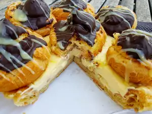 Эклерный торт с кремом Брюле и шоколадом
