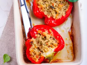Фаршированный перец Клаудио с киноа