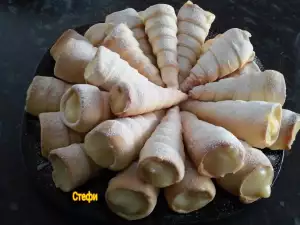 Трубочки со сладким кремом