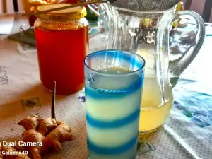 Имбирная вода с лимоном и медом
