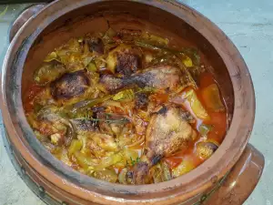 Овощной гювеч с курицей и тимьяном