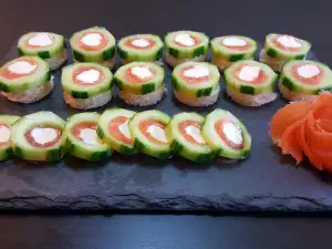 Канапе с копченым лососем