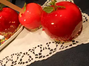 Карамельные яблоки с кукурузным сиропом