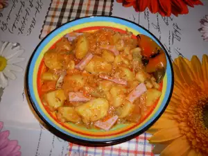 Картофельная тушенка с копченым мясом