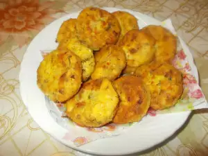 Картофельные котлеты с сыром и брынзой