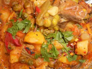 Телятина с картофелем и овощами