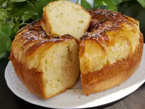 Кекс с фантой и яблоками