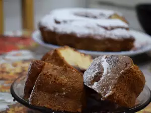 Роскошный кекс с вареньем