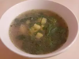 Постный крапивный суп с картофелем