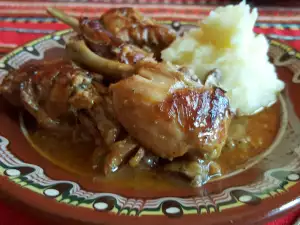 Нежная крольчатина под соусом