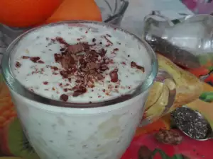 Простой крем с грушей и семенами чиа