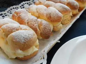 Кремки - пышные булочки с кремом
