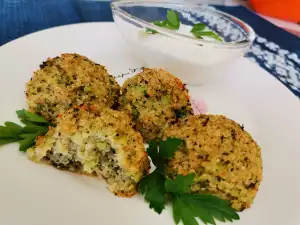 Котлеты из киноа и брокколи