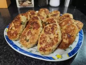 Куриные котлеты с картофелем