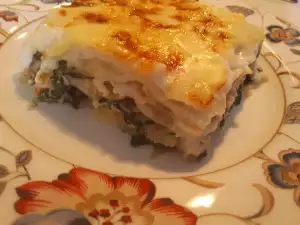 Лазанья с брынзой и шпинатом